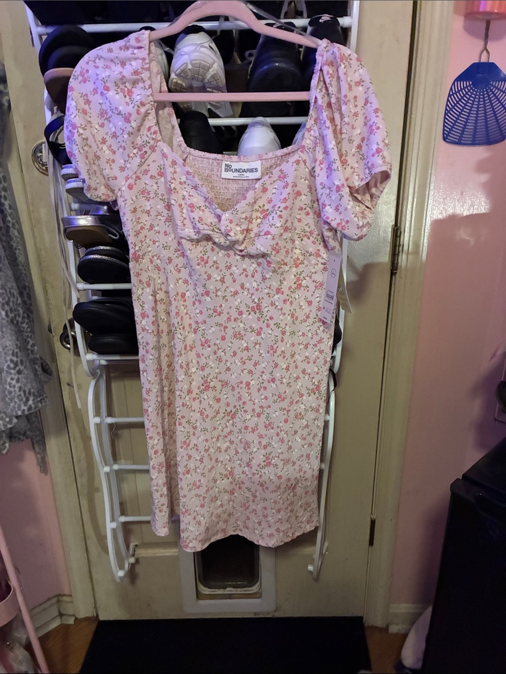 No Boundaries Light Pink Floral Puff-Sleeve Tunic Top